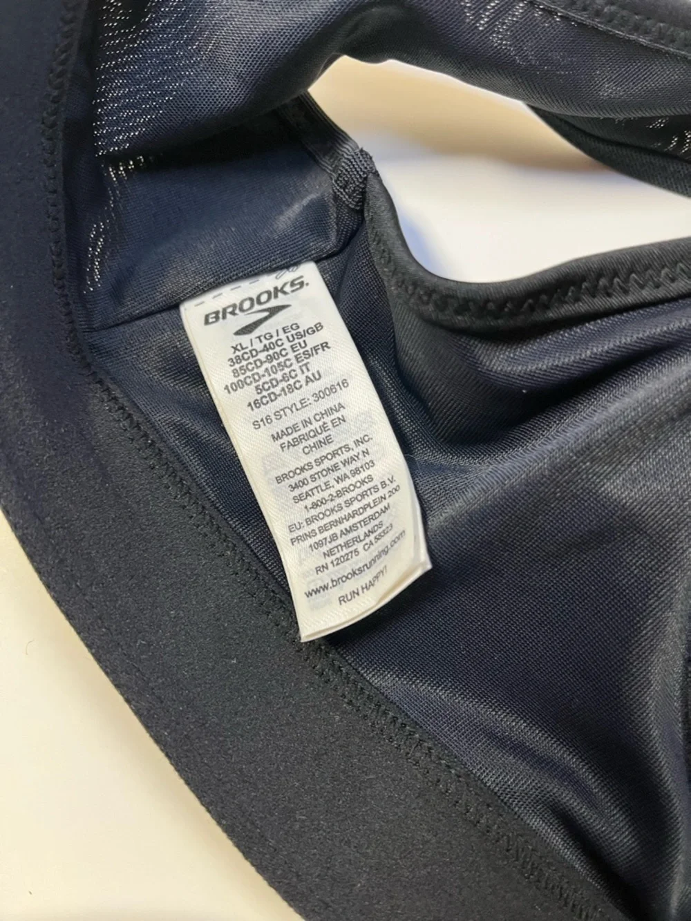 Brooks Black Uplift Crossback Sports Bra, size XL